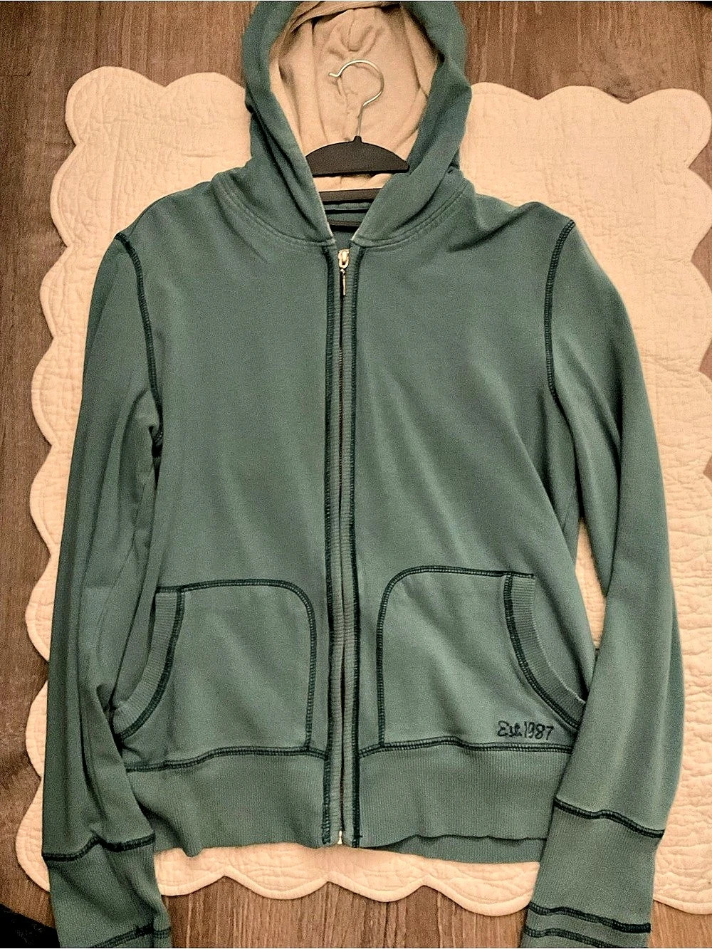 Aeropostale Women’s Teal Zip Hoodie Size XL
